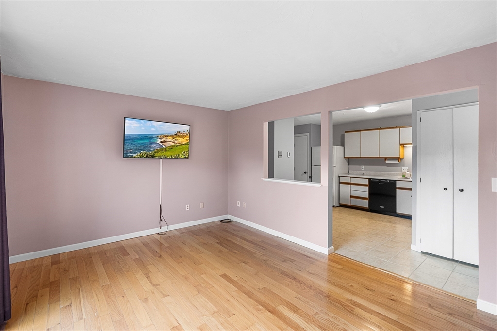 6 Apricot Street, Unit 10 Worcester, MA 01603 - Photo 9 of 33