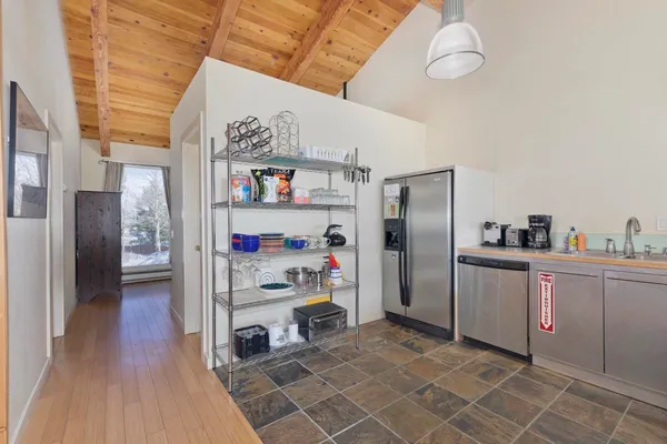 $819,000 | 3199 Chateau Road, Unit 22, Mammoth Lakes, CA 93546