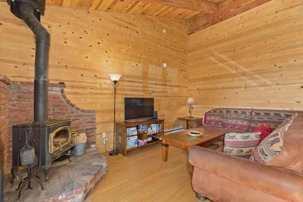 $819,000 | 3199 Chateau Road, Unit 22, Mammoth Lakes, CA 93546