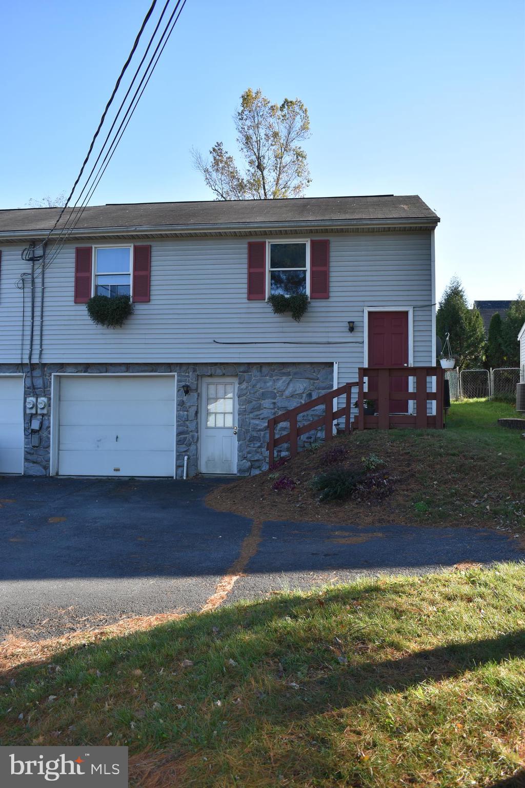 1591 North Reading Road Stevens, PA 17578 - Photo 3 of 56 Gallery Image 3