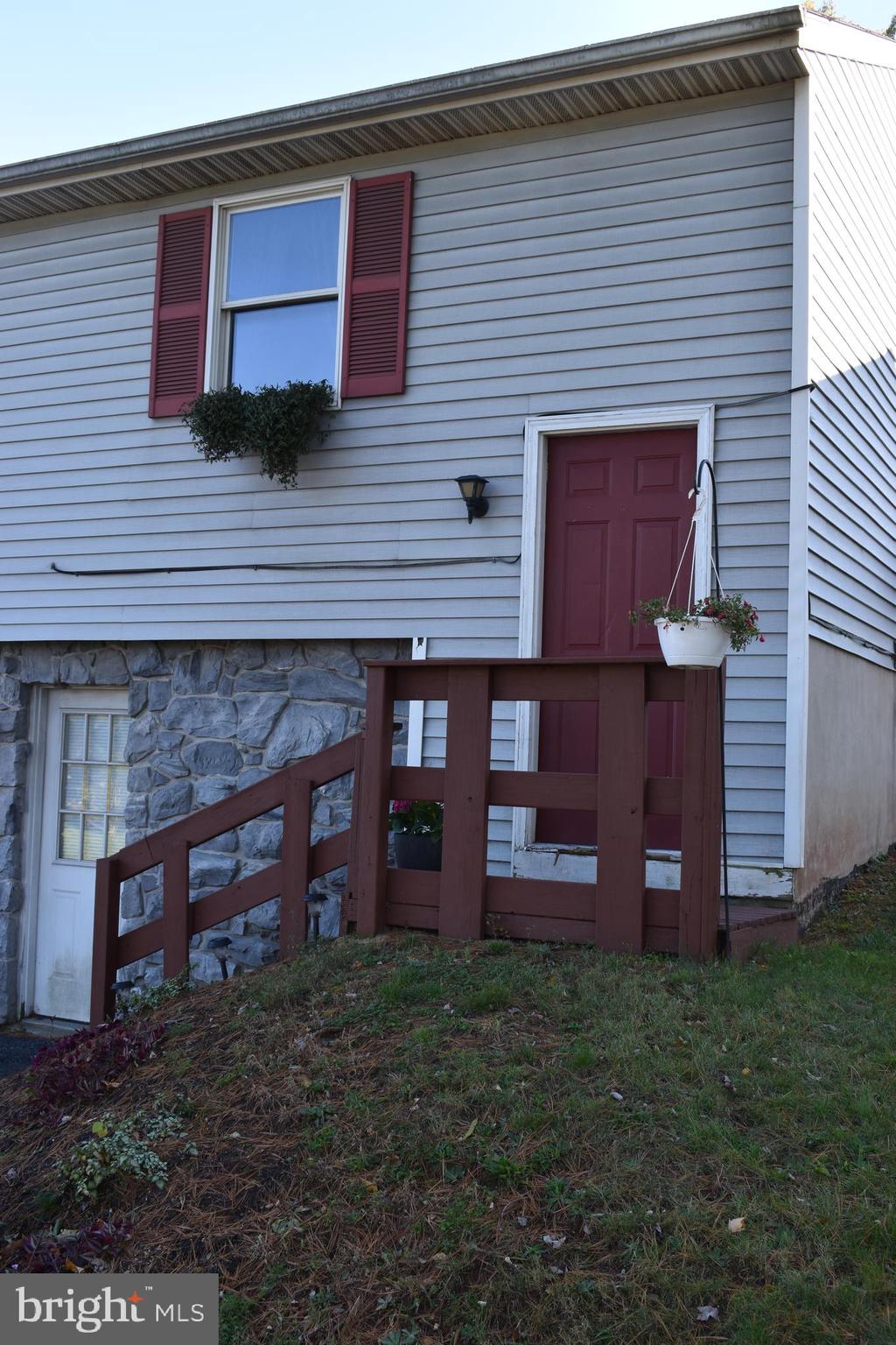 1591 North Reading Road Stevens, PA 17578 - Photo 6 of 56 Gallery Image 6