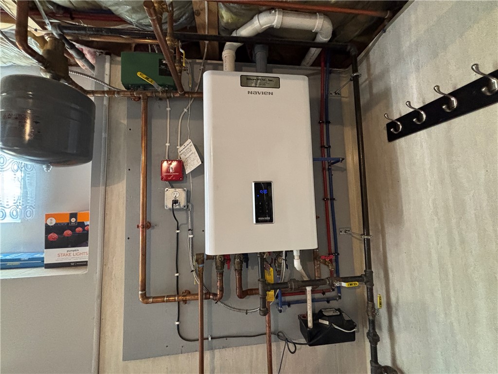 126 Lilac Avenue Woonsocket, RI 02895 - Photo 34 of 42