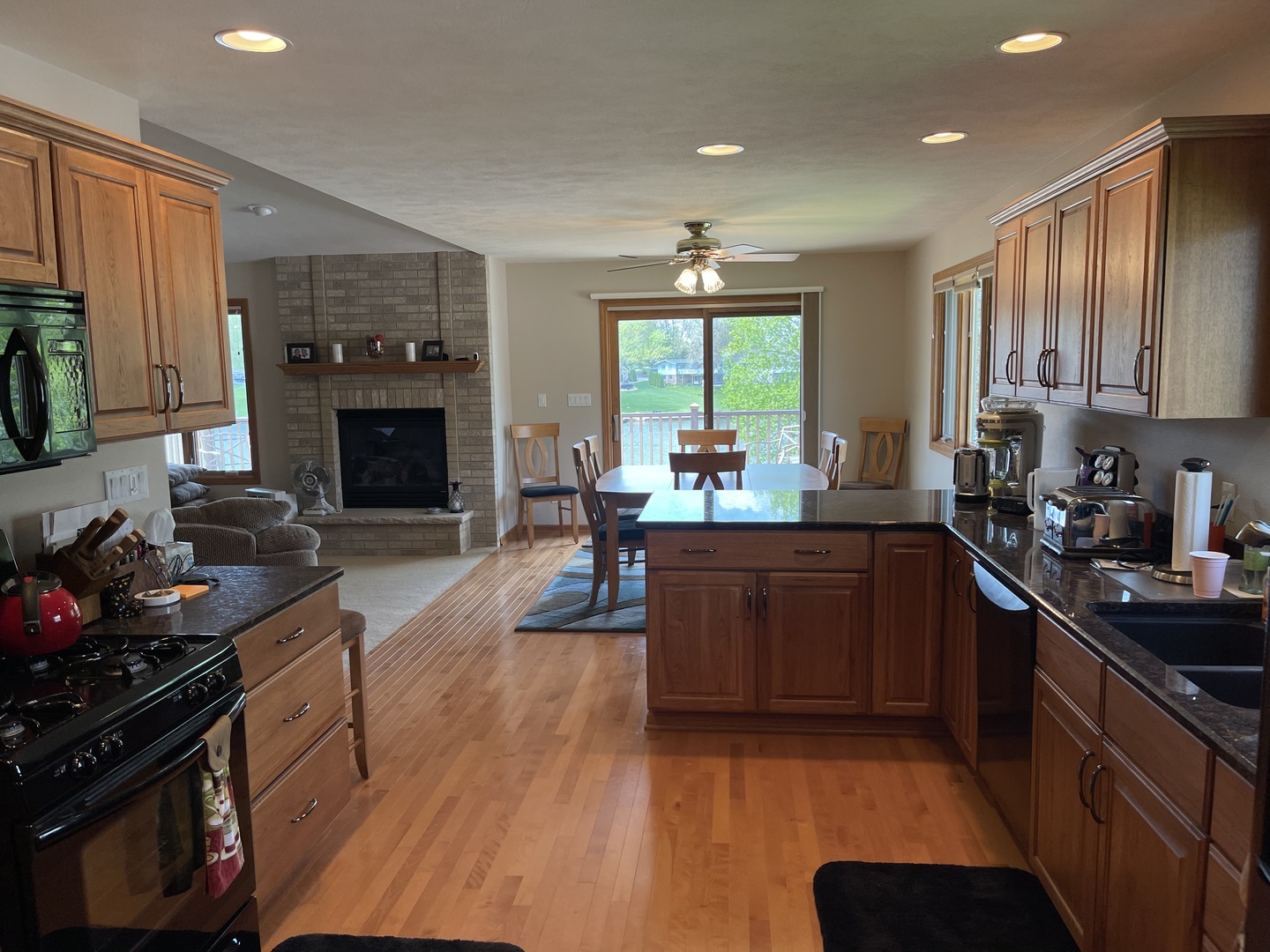 518 Baintree Road Davis, IL 61019 - Photo 2 of 24