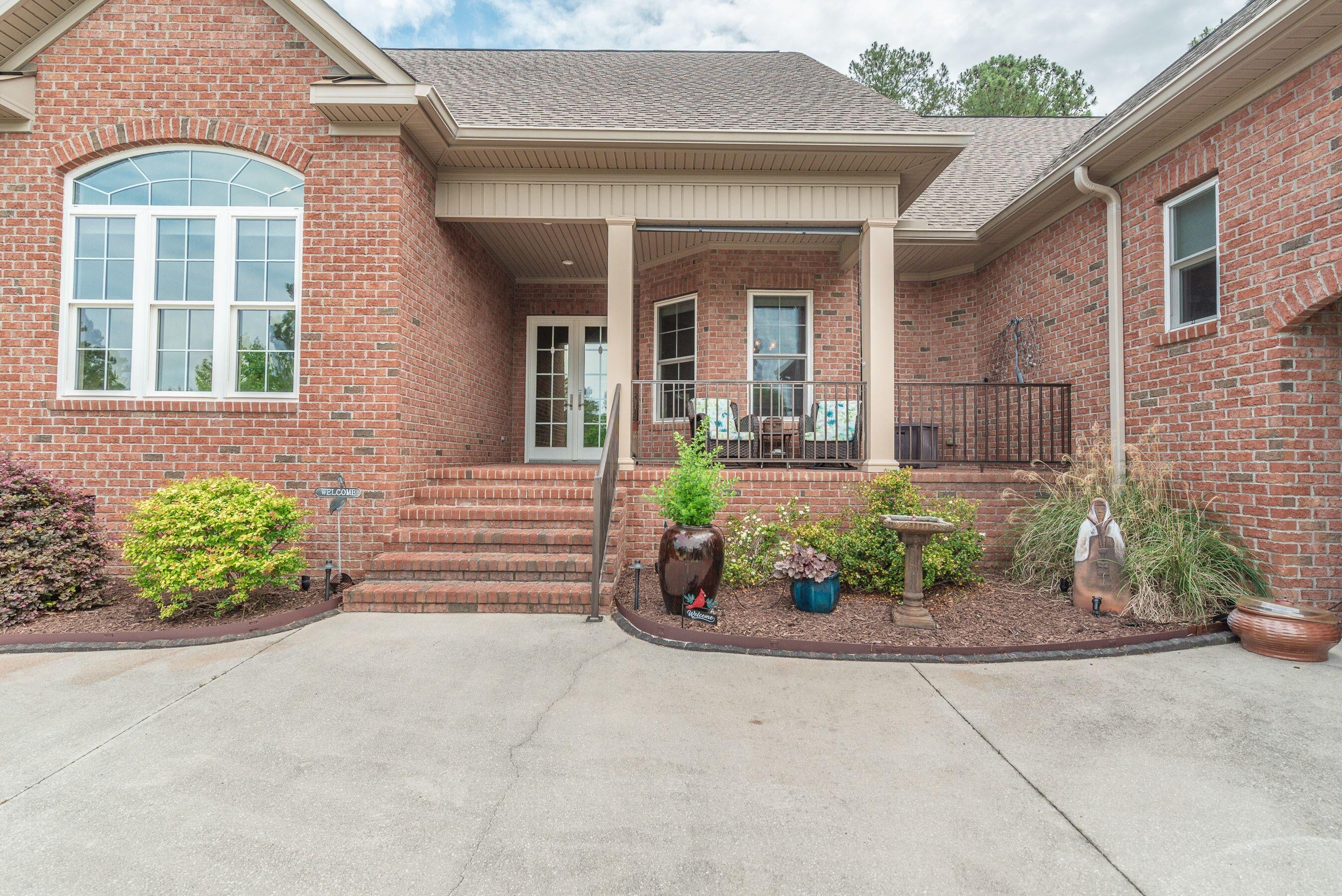 184 Lady Banks Road Aiken, SC 29803 - Photo 8 of 75 Gallery Image 8