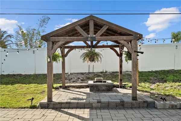 $849,000 | 5688 Southeast Pot O Gold Place, Stuart, FL 34997