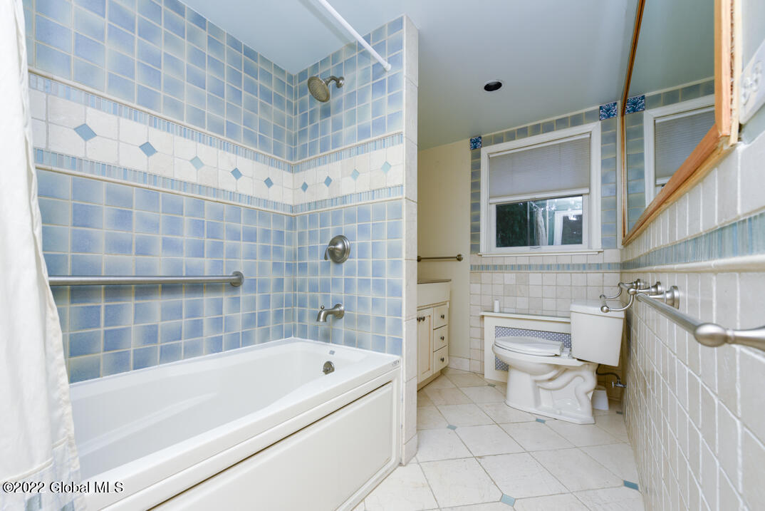 25 Tudor Road Albany, NY 12203 - Photo 34 of 40 _REN8132
