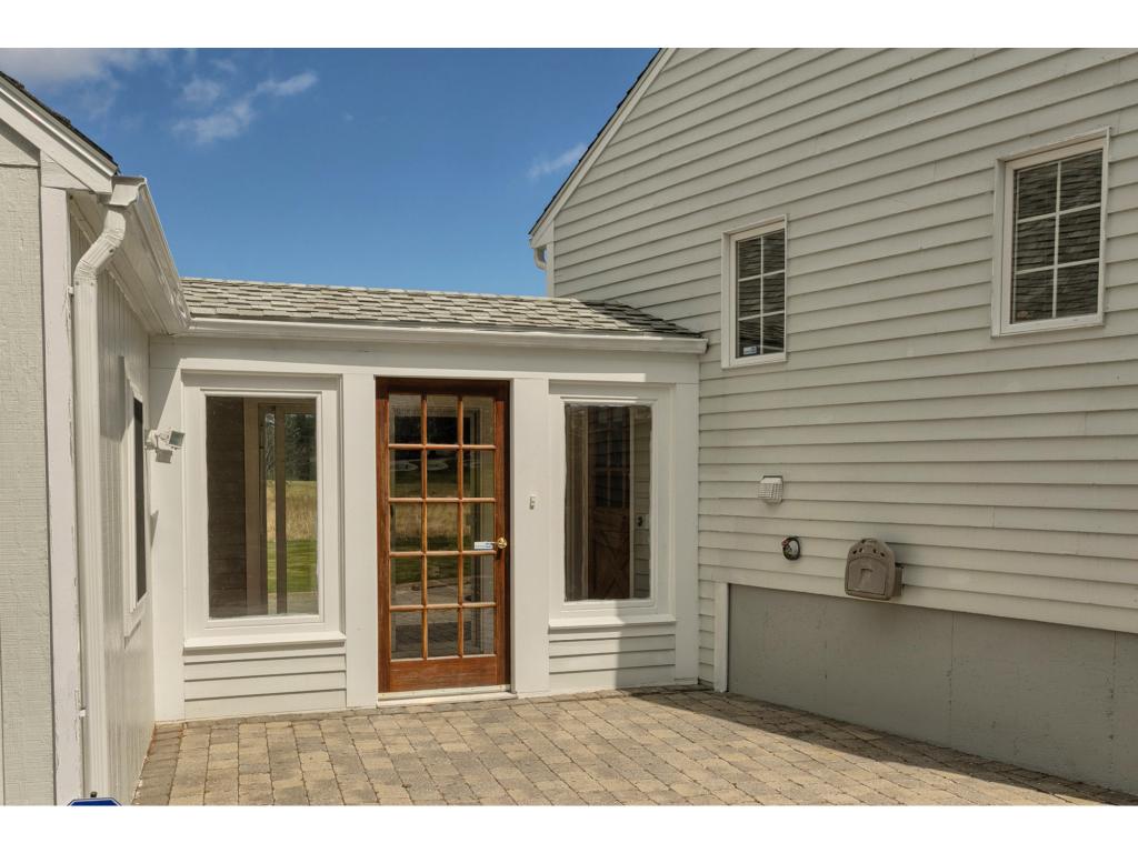 353 Exeter Road Hampton Falls, NH 03844 - Photo 3 of 25 Gallery Image 3