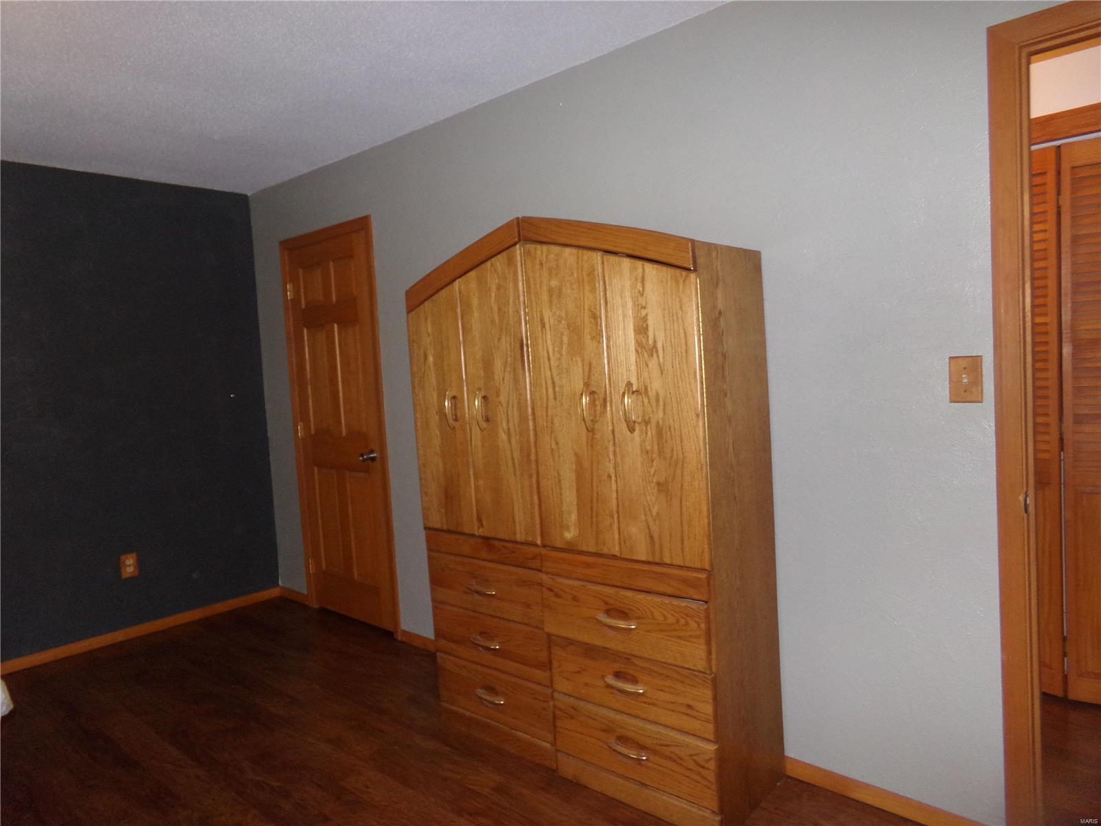 2637 Ruth Street Granite City, IL 62040 - Photo 10 of 14 Gallery Image 10