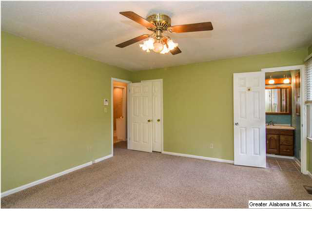 3916 Rock Ridge Road Birmingham, AL 35210 - Photo 18 of 32