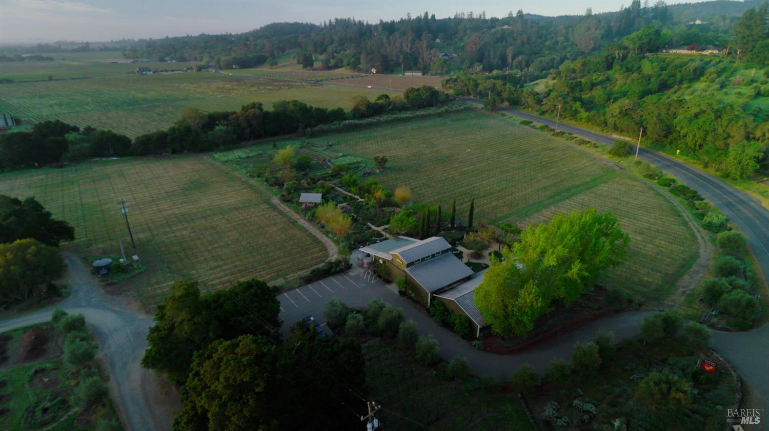 766 Westside Road Healdsburg, CA 95448 - Photo 3 of 38