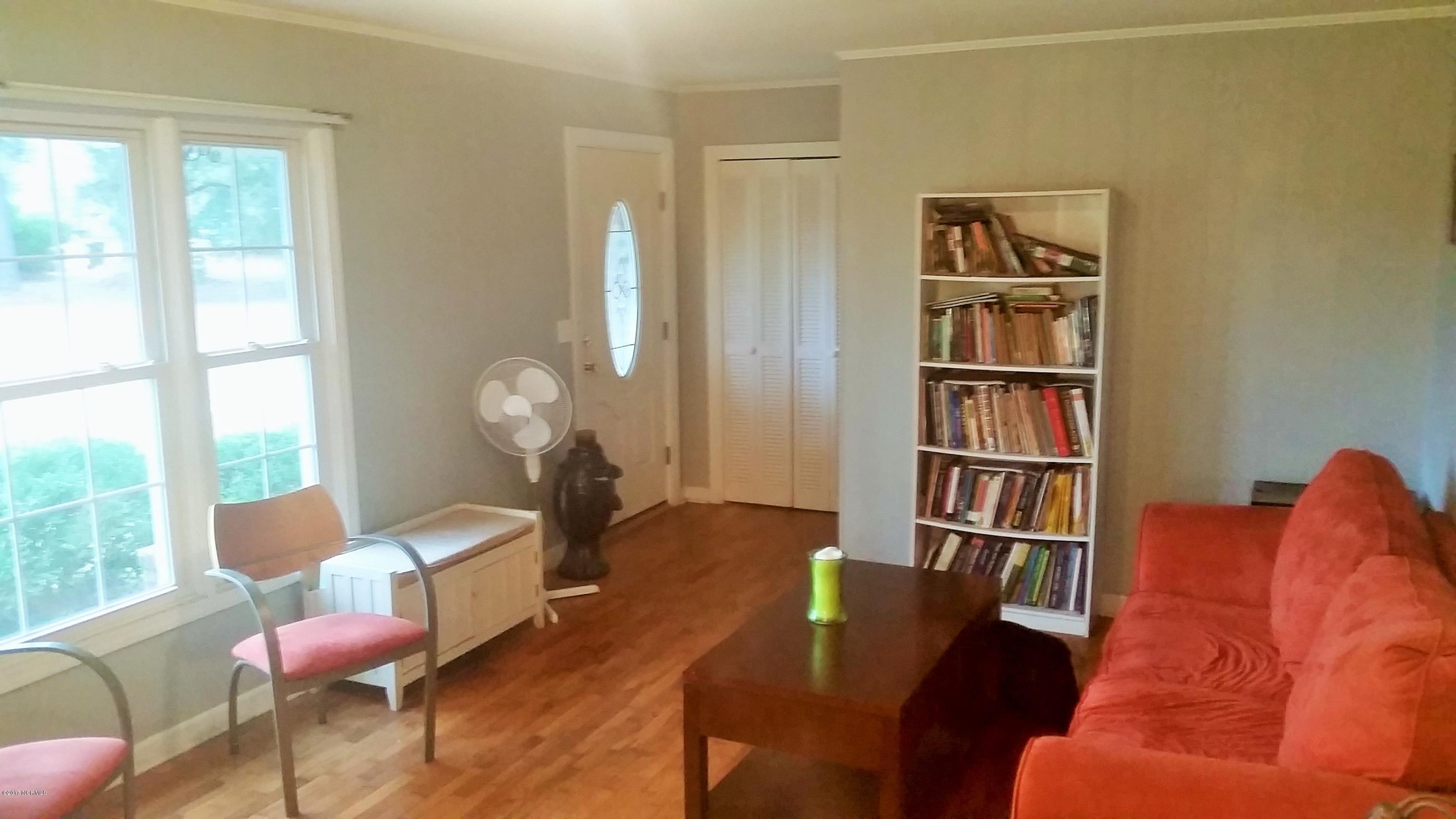 6443 Funston Road Southeast Winnabow, NC 28479 - Photo 2 of 25 Inviting Living Room