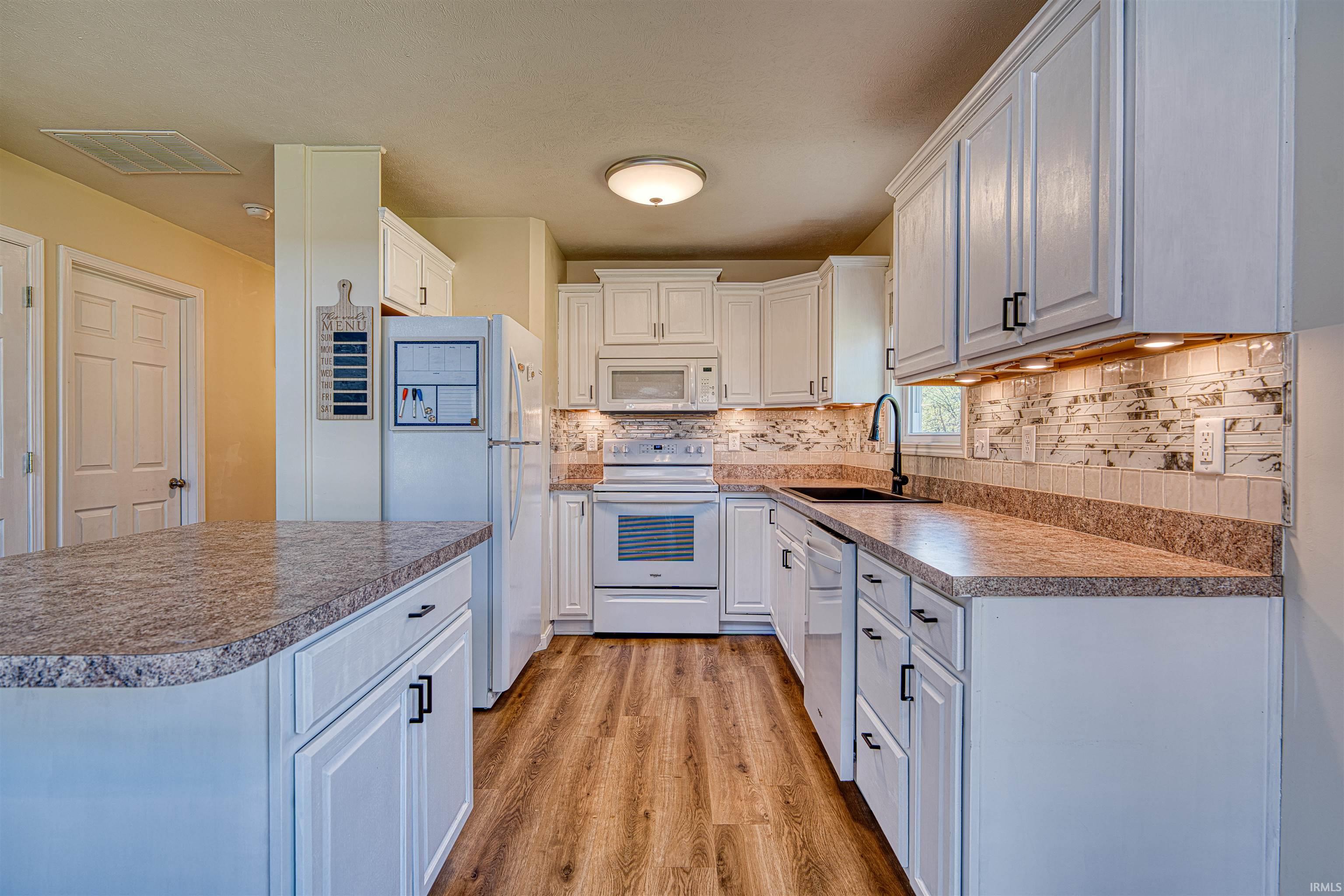 1022 East New Hope Road Boonville, IN 47601 - Photo 13 of 35 Gallery Image 13