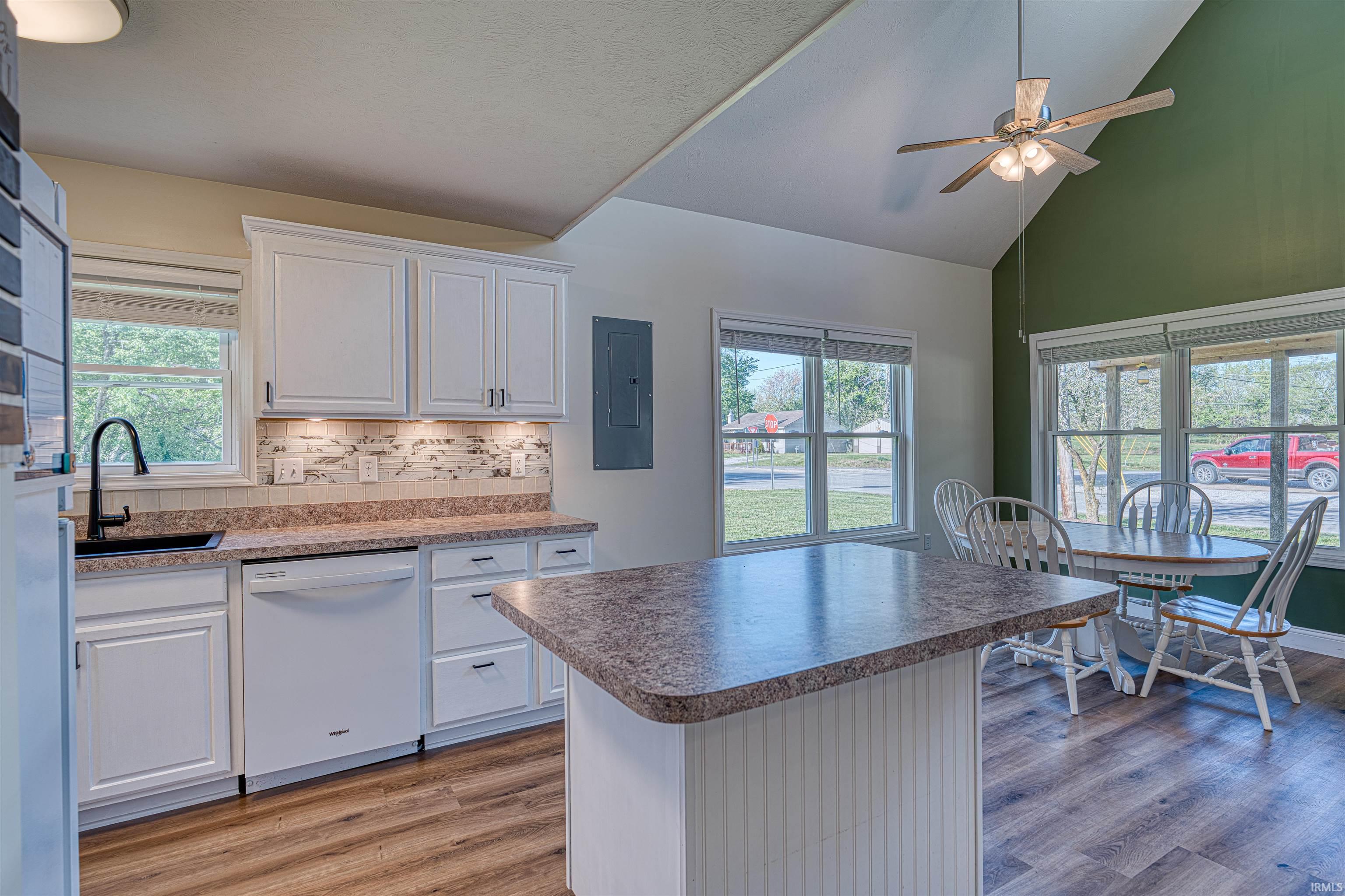 1022 East New Hope Road Boonville, IN 47601 - Photo 15 of 35 Gallery Image 15