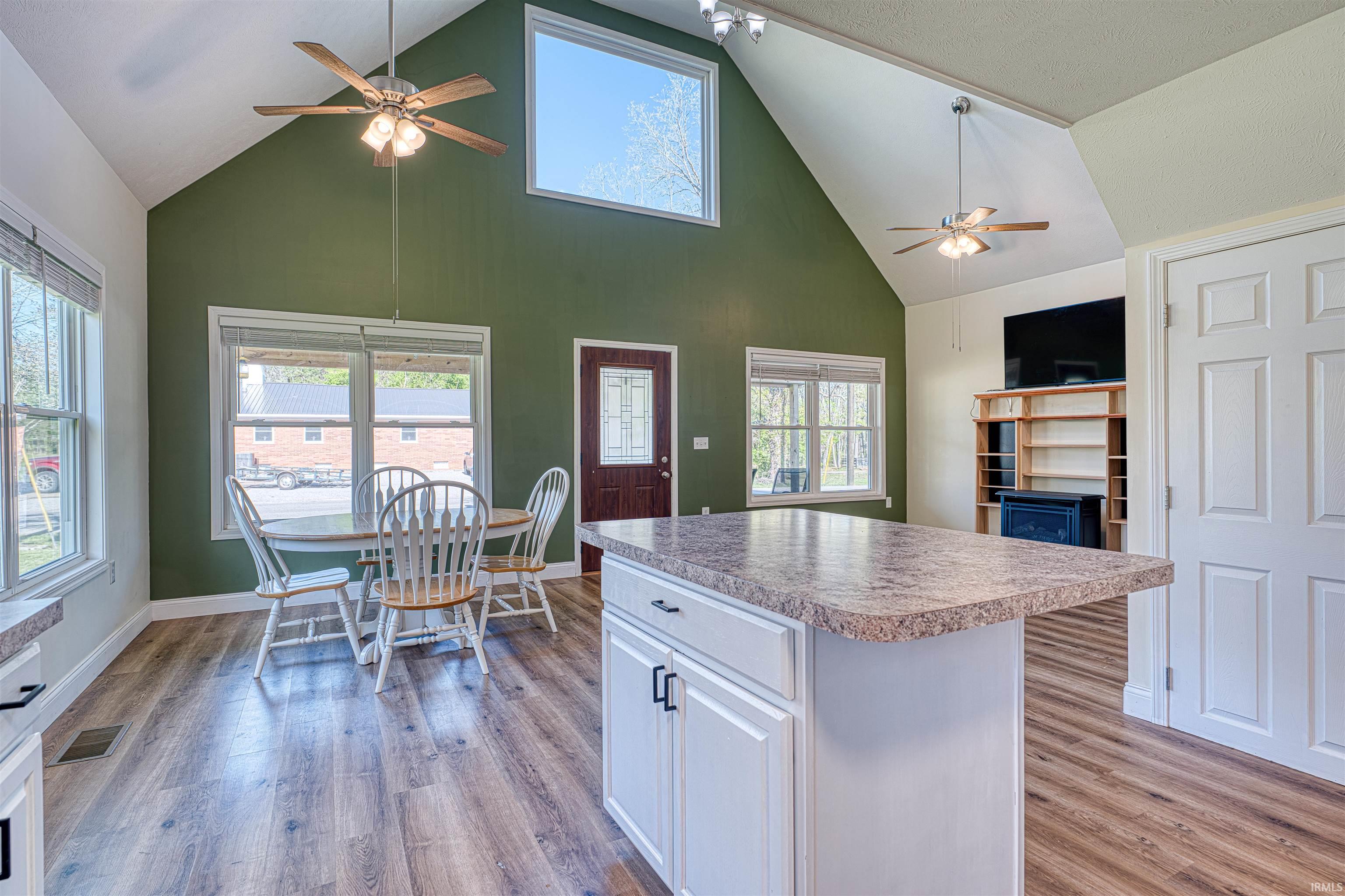 1022 East New Hope Road Boonville, IN 47601 - Photo 16 of 35 Gallery Image 16