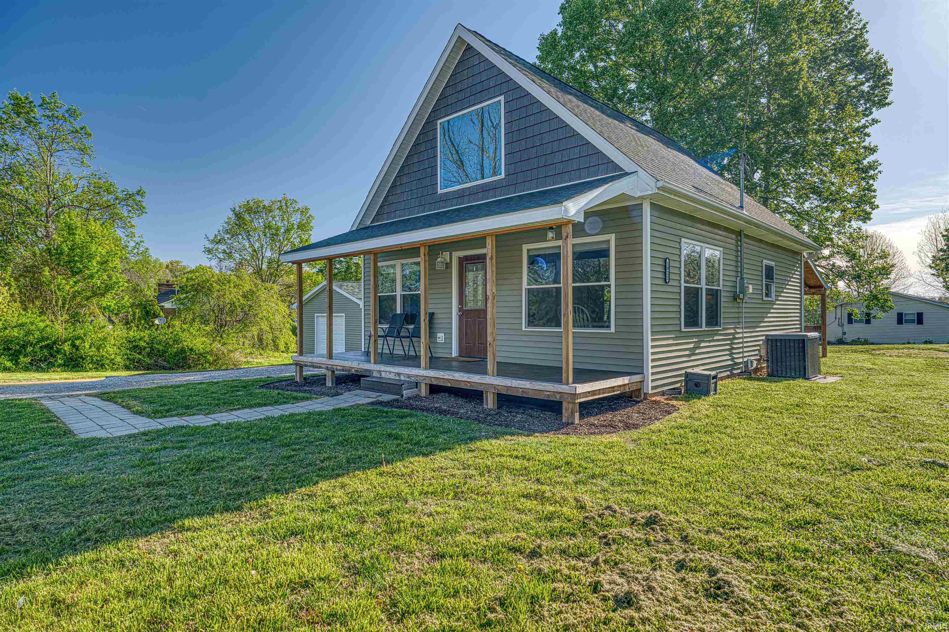 1022 East New Hope Road Boonville, IN 47601 - Photo 3 of 35 Gallery Image 3