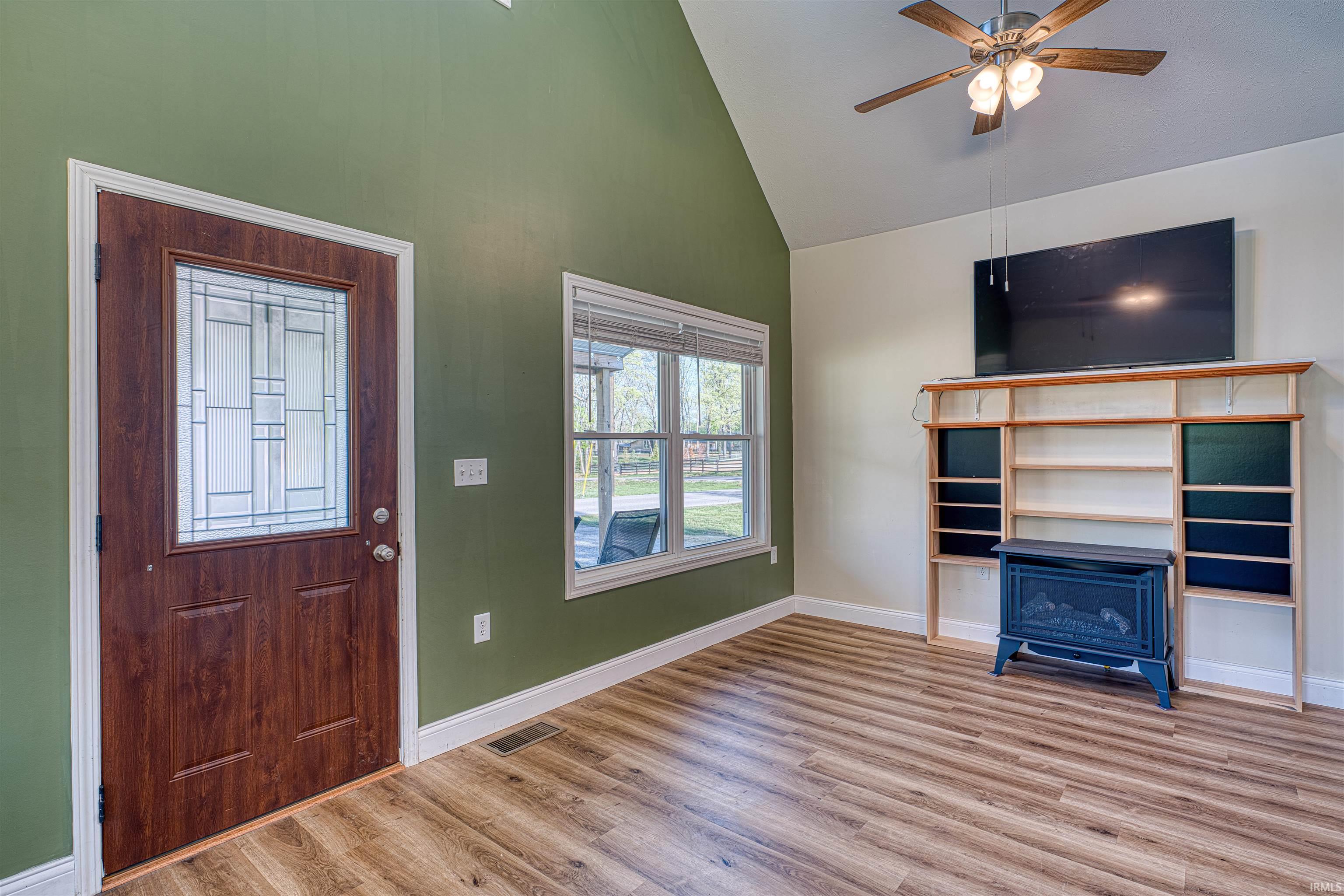 1022 East New Hope Road Boonville, IN 47601 - Photo 7 of 35 Gallery Image 7