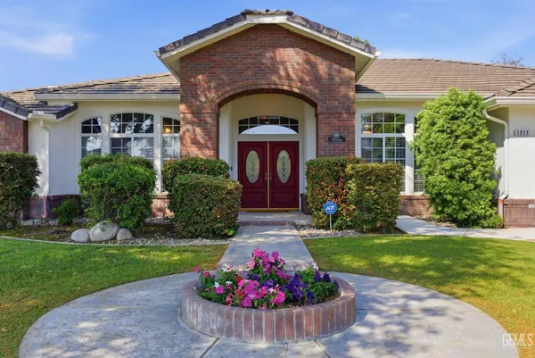 $745,000 | Undisclosed Address, Bakersfield, CA 93312