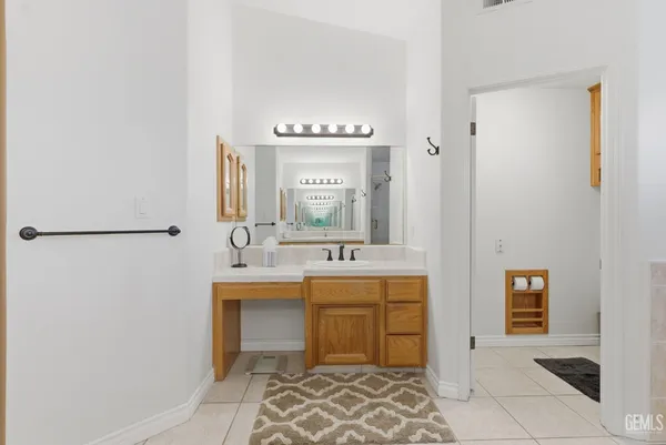 $745,000 | Undisclosed Address, Bakersfield, CA 93312