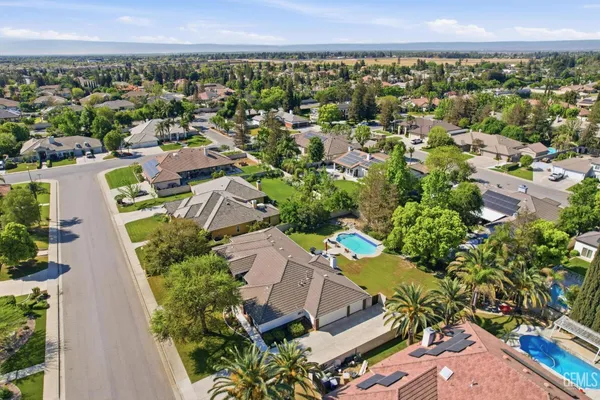 $745,000 | Undisclosed Address, Bakersfield, CA 93312
