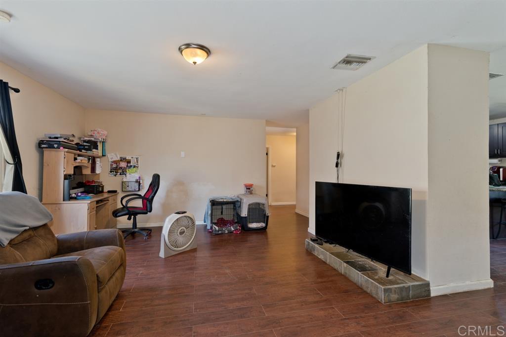 8229 Medill Avenue El Cajon, CA 92021 - Photo 8 of 25