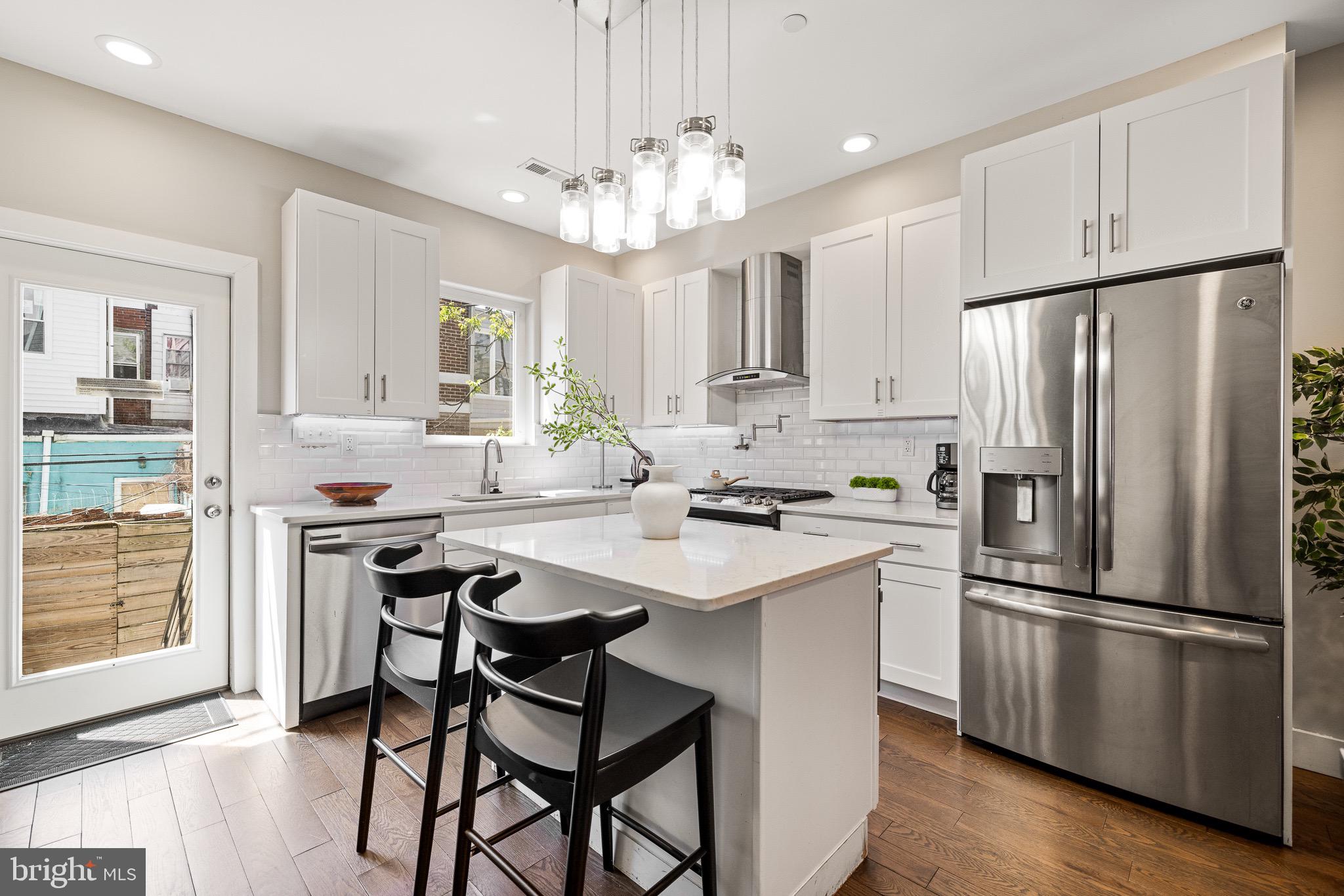 2108 Cross Street Philadelphia, PA 19146 - Photo 3 of 14