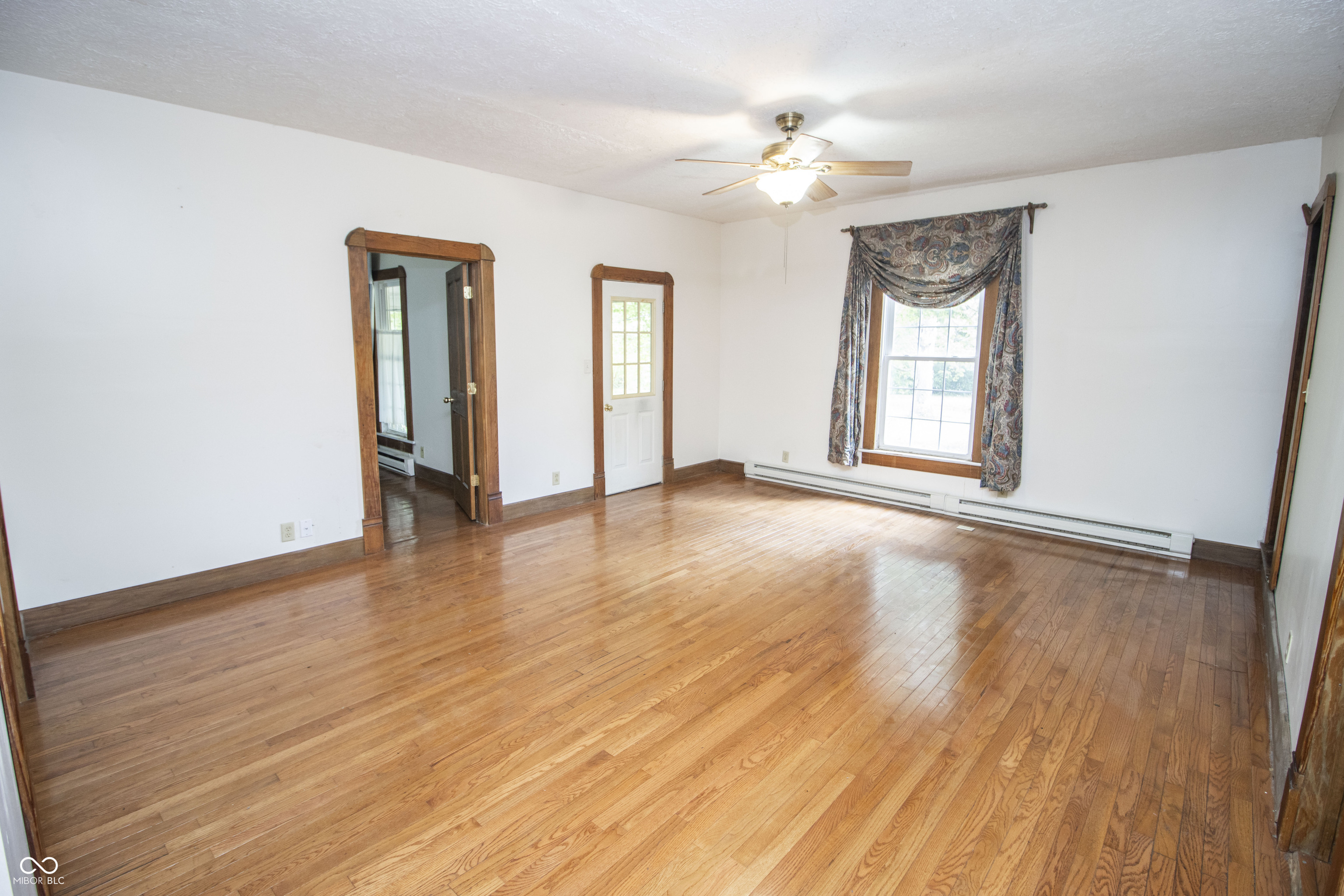 6038 South High School Road Indianapolis, IN 46221 - Photo 13 of 34 Gallery Image 13