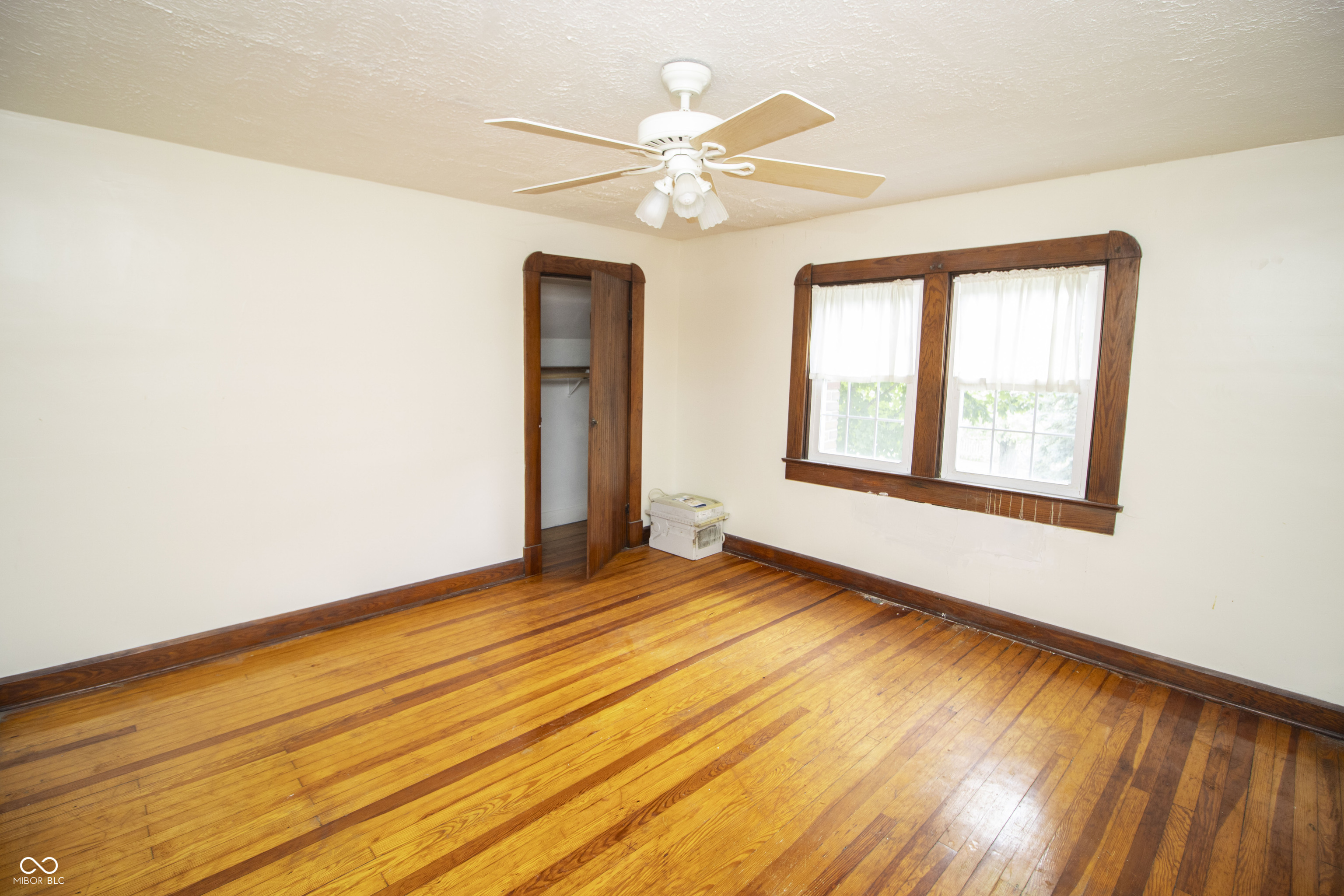 6038 South High School Road Indianapolis, IN 46221 - Photo 17 of 34 Gallery Image 17