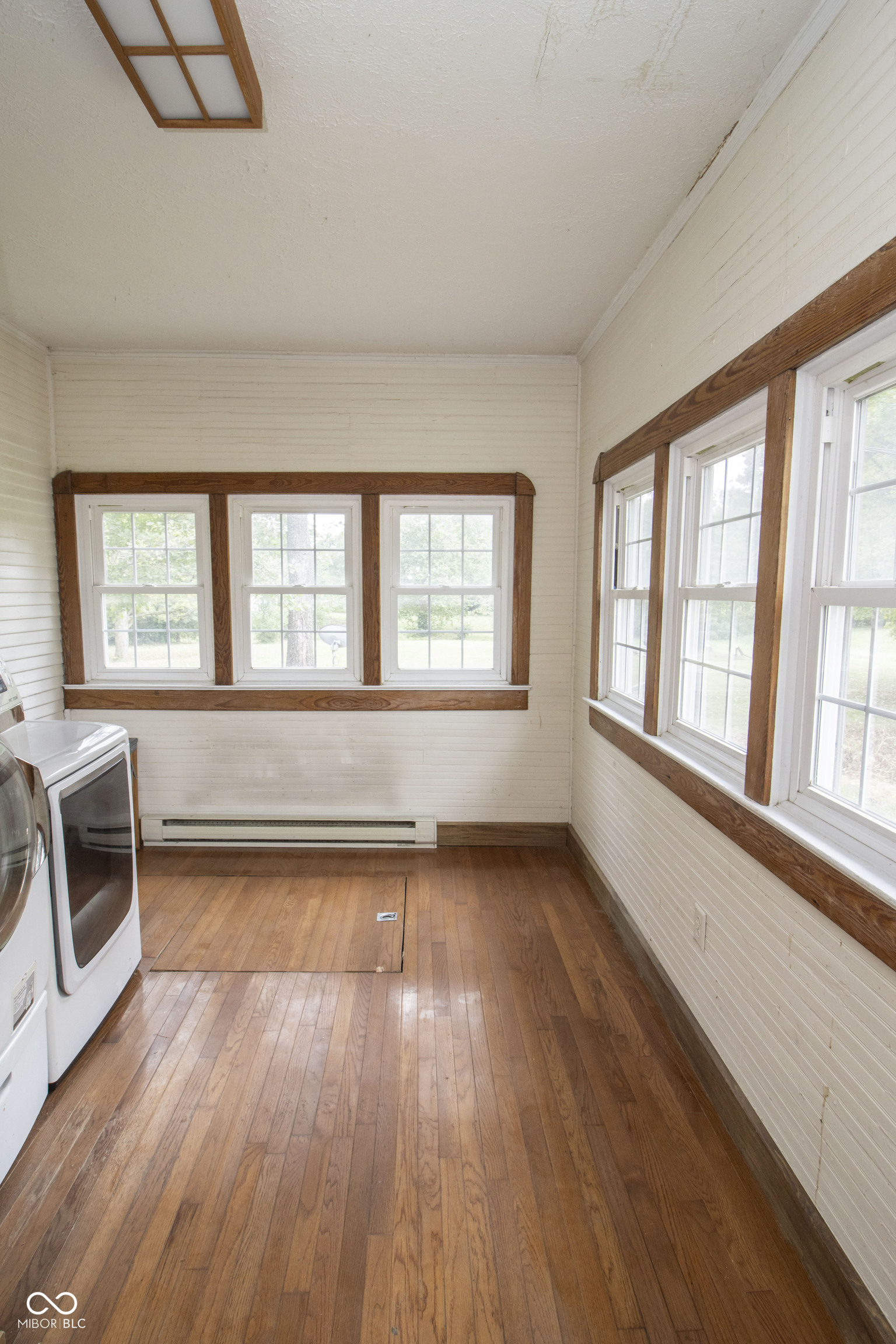 6038 South High School Road Indianapolis, IN 46221 - Photo 22 of 34 Gallery Image 22