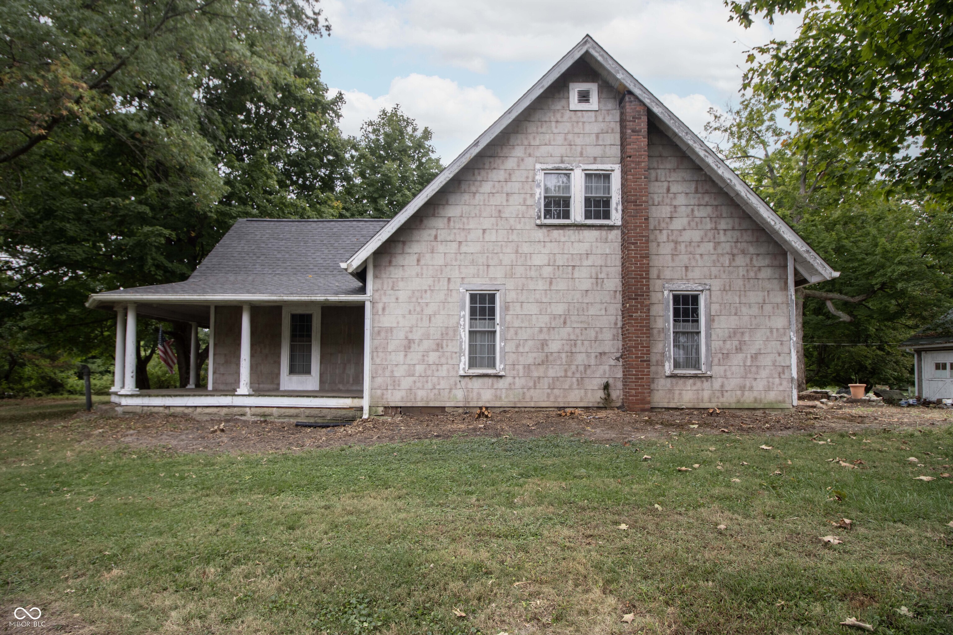6038 South High School Road Indianapolis, IN 46221 - Photo 3 of 34 Gallery Image 3