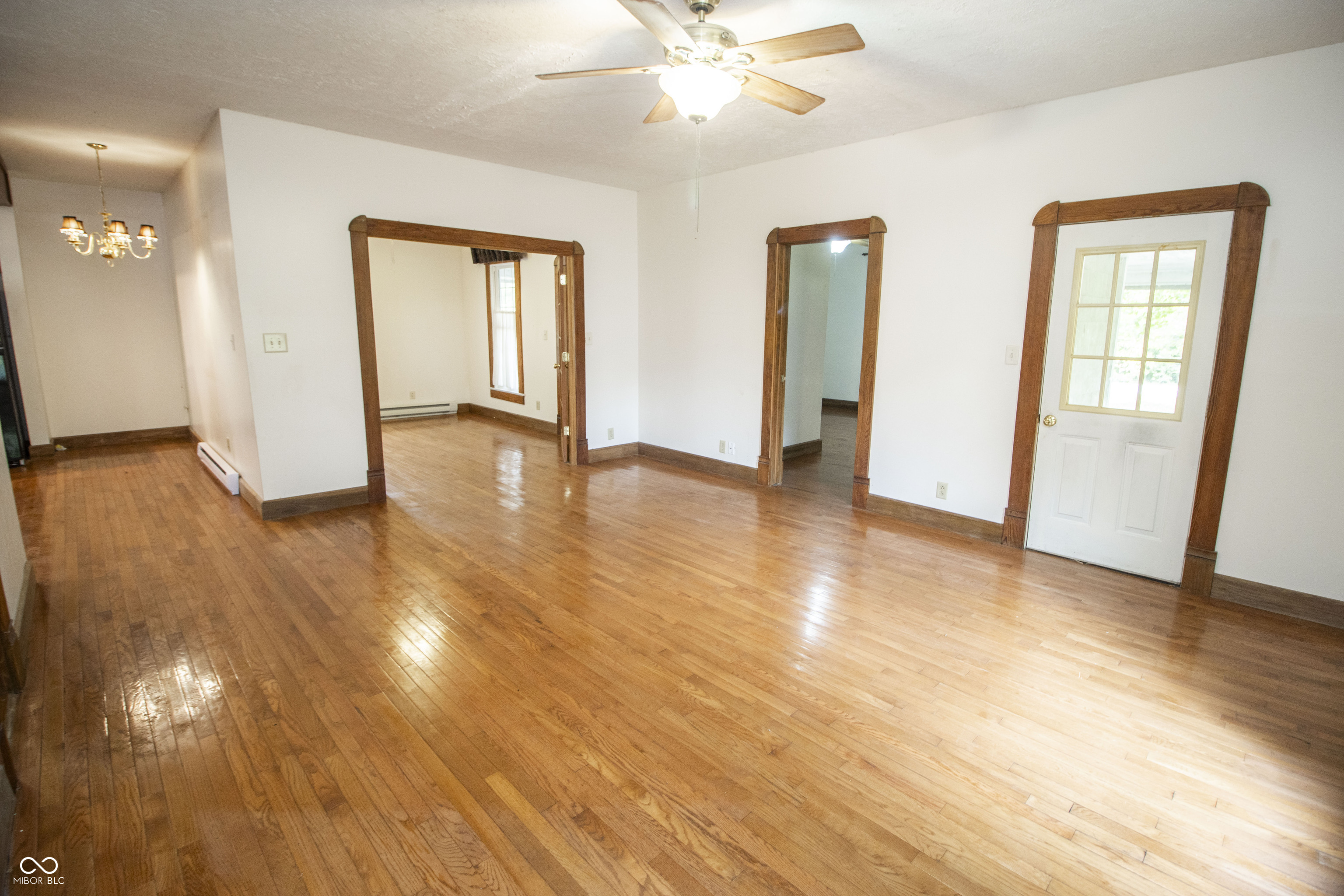 6038 South High School Road Indianapolis, IN 46221 - Photo 5 of 34 Gallery Image 5