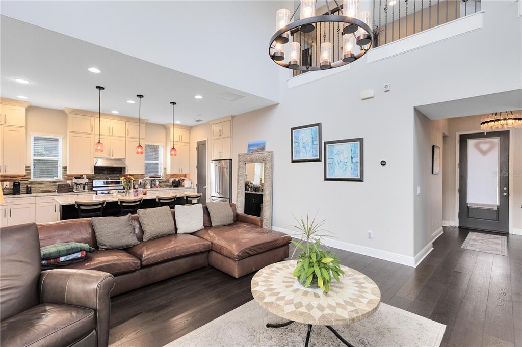 13153 Lessing Avenue Orlando, FL 32827 - Photo 5 of 55