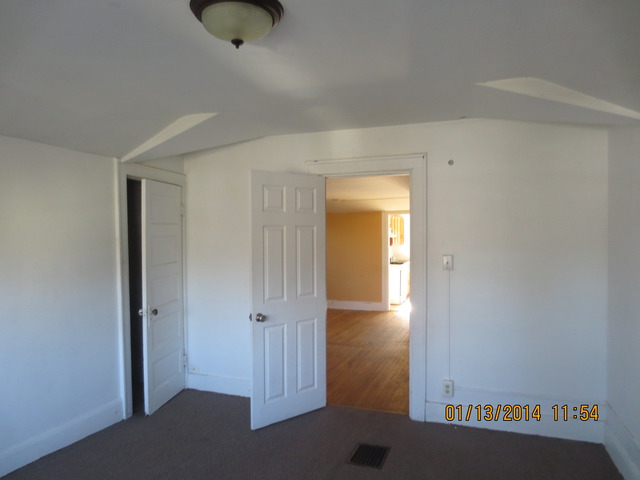 114 West Roosevelt Road Wheaton, IL 60187 - Photo 14 of 16 a view of entryway