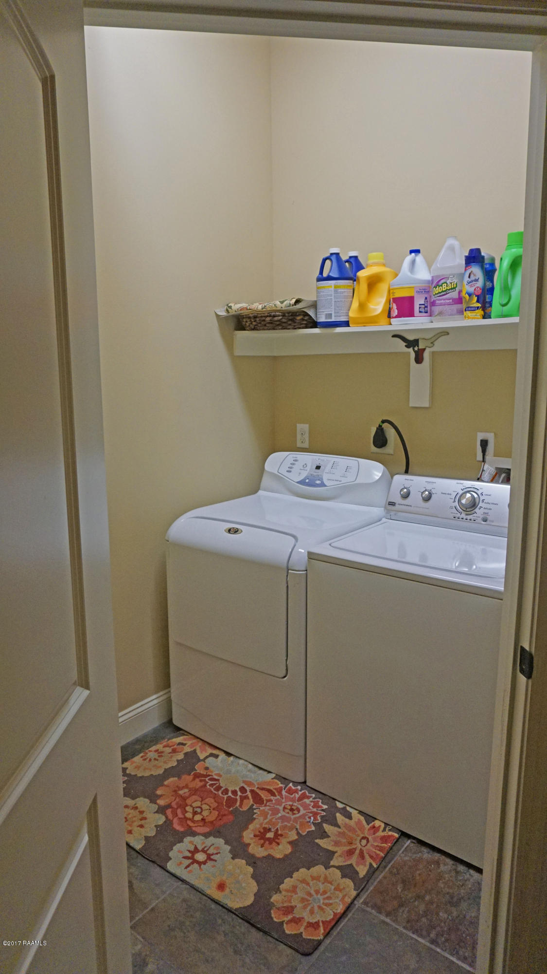 311 Still Waters Road Broussard, LA 70518 - Photo 23 of 29 Washing room