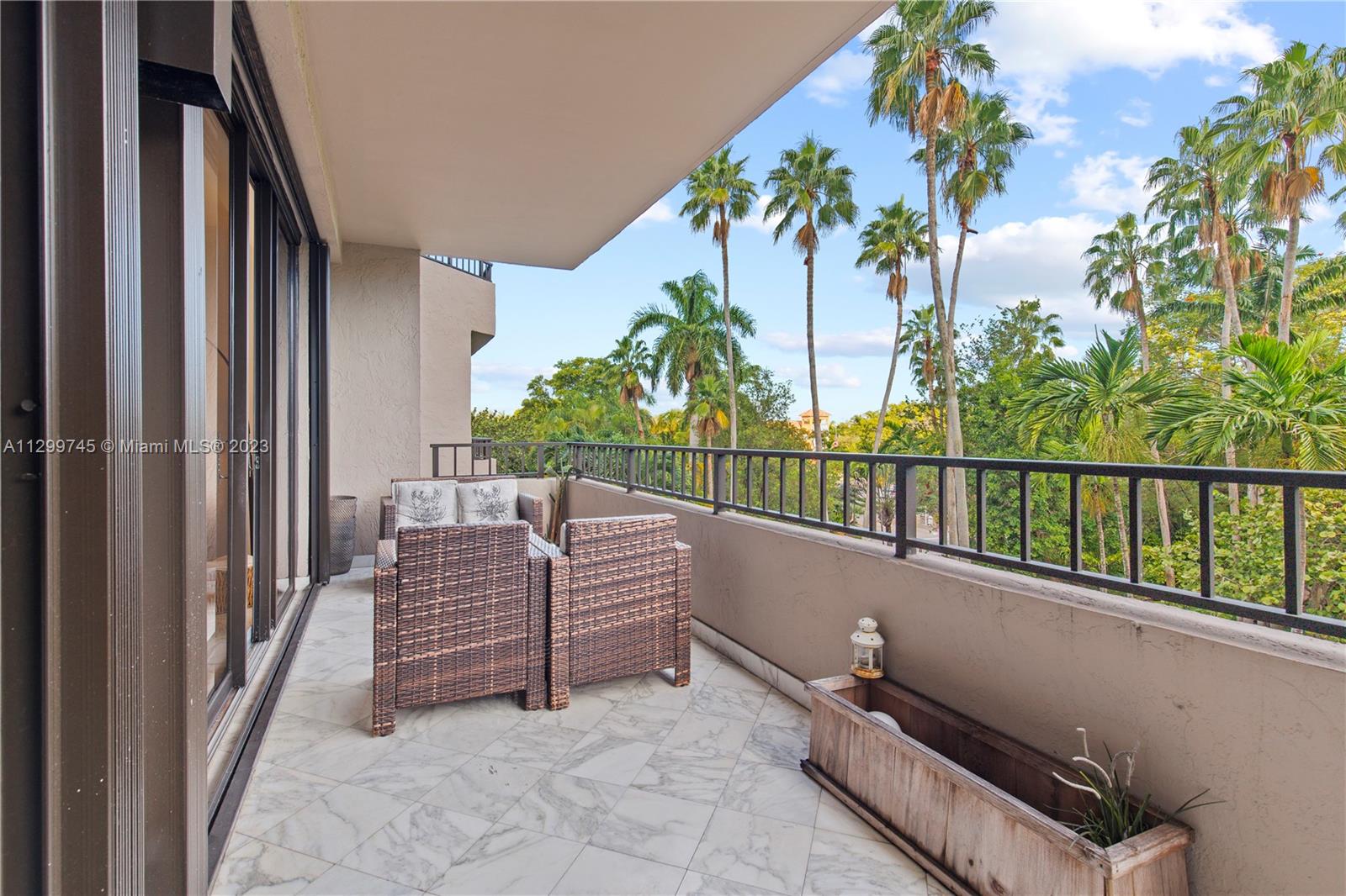 151 Crandon Boulevard, Unit 340 Key Biscayne, FL 33149 - Photo 5 of 26