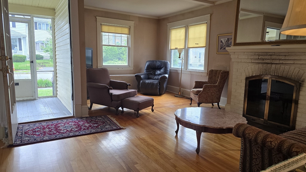 21 Arbutus Road Worcester, MA 01606 - Photo 14 of 34 Gallery Image 14