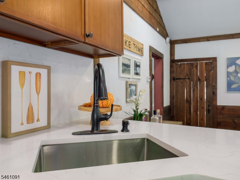 32 Laurel Drive Oak Ridge, NJ 07438 - Photo 10 of 33 Gallery Image 10