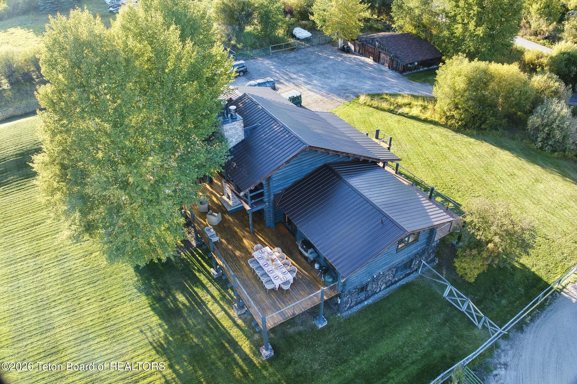 4800 Nethercott Lane Wilson, WY 83014 - Photo 8 of 71 4800-nethercott-wilson-wy-real-estate-01