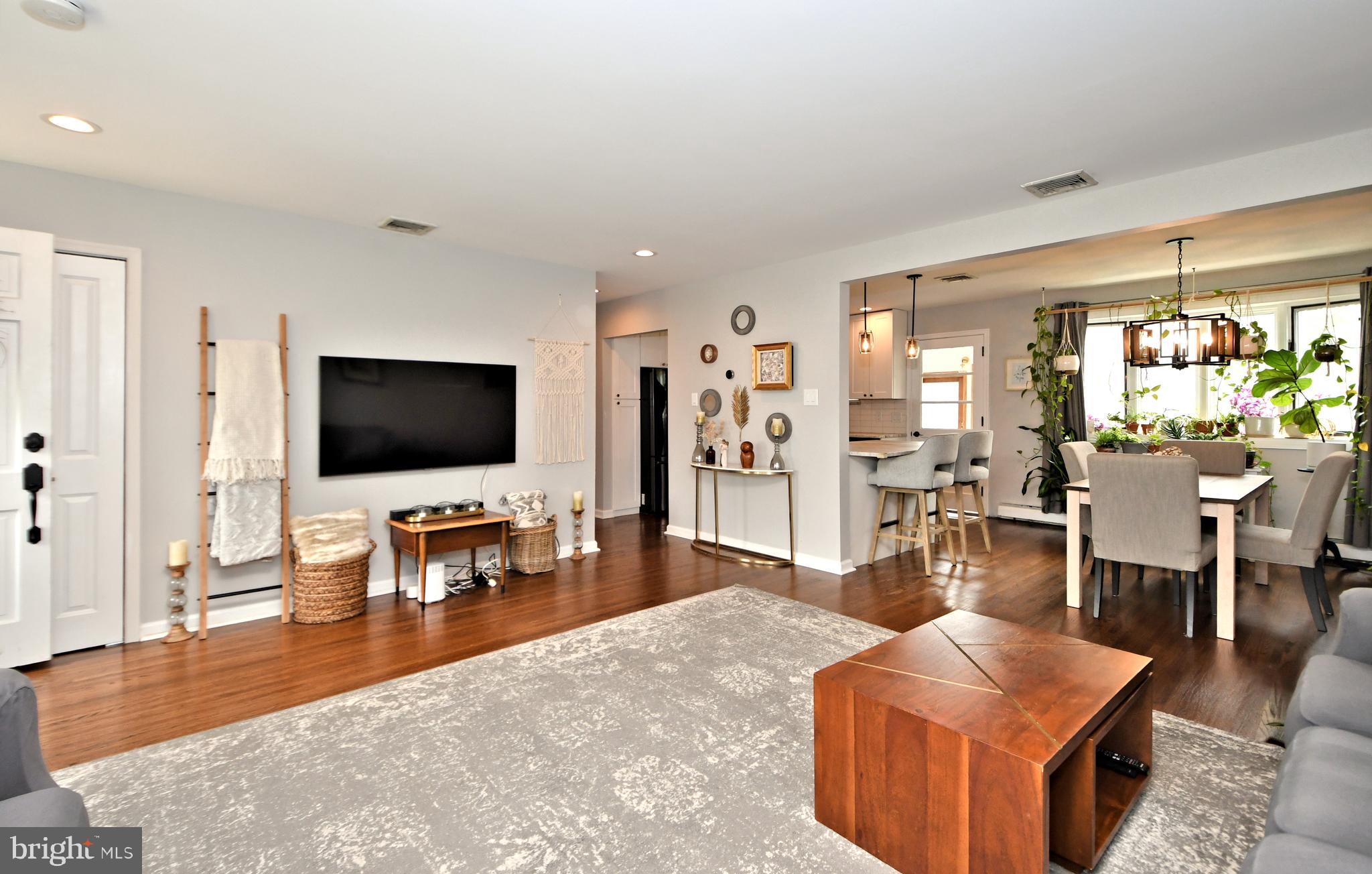 3110 Markle Road Norristown, PA 19403 - Photo 6 of 53 Gallery Image 6