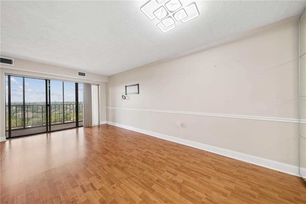 5600 Munhall Road, Unit 905 Pittsburgh, PA 15217 - Photo 12 of 36