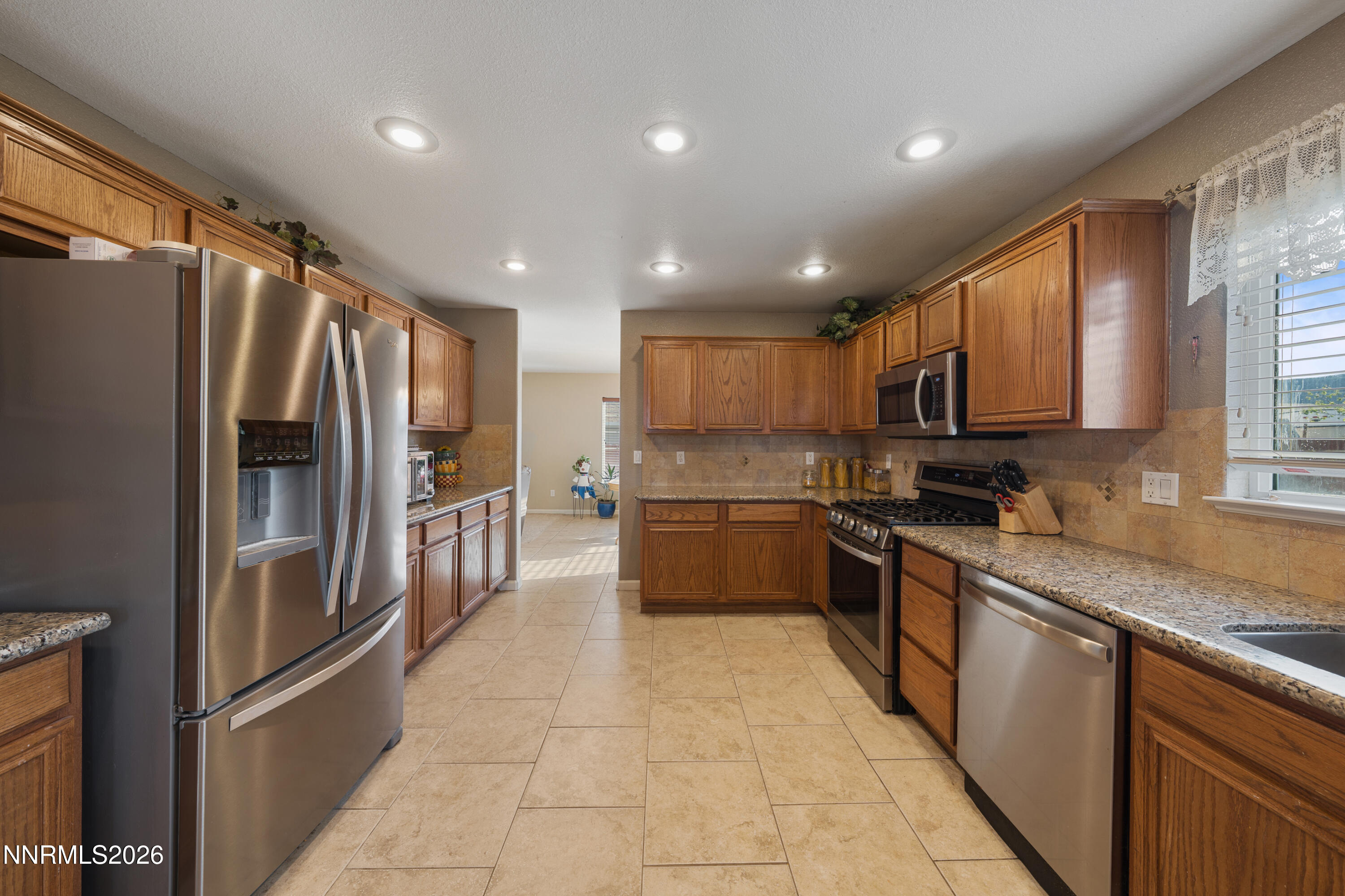18235 Pin Oak Court Reno, NV 89508 - Photo 13 of 42 A7V03615