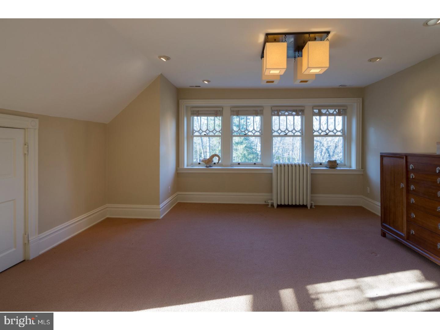 573 Easton Road Riegelsville, PA 18077 - Photo 17 of 23