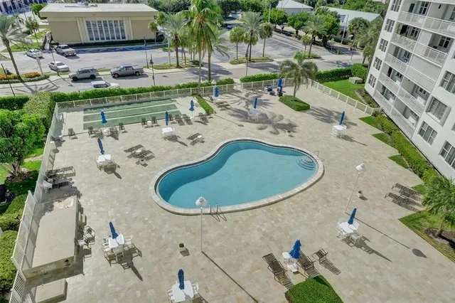 a car parked in front of a building