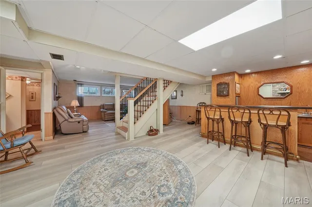 $395,000 | 825 Phaeton Drive, Manchester, MO 63021