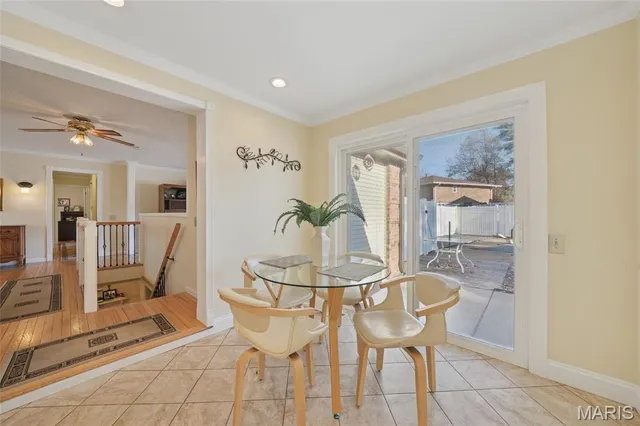 $395,000 | 825 Phaeton Drive, Manchester, MO 63021