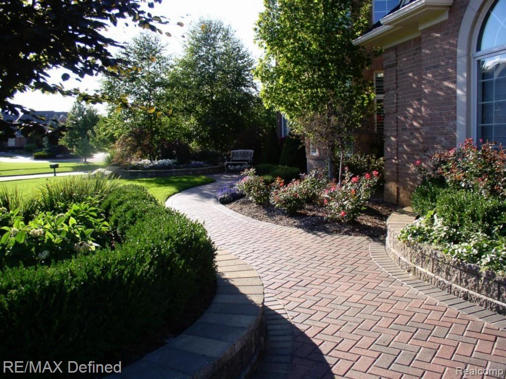 4832 Goodison Pl Drive Rochester, MI 48306 - Photo 4 of 66