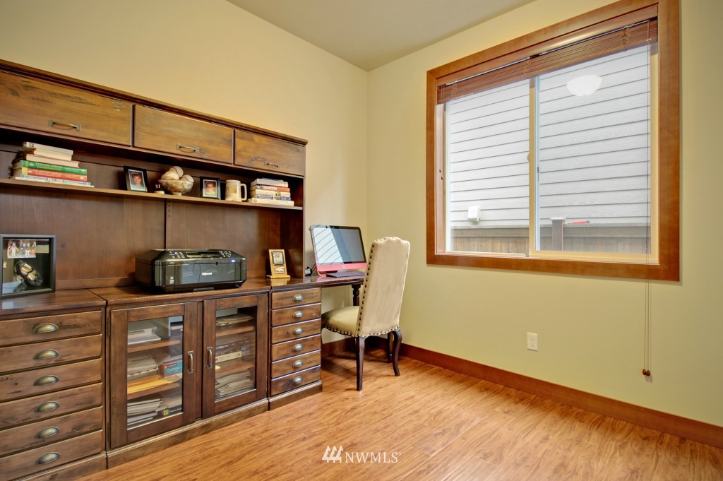 19725 3rd Avenue Southeast, Unit 25 Bothell, WA 98012 - Photo 12 of 24 Gallery Image 12