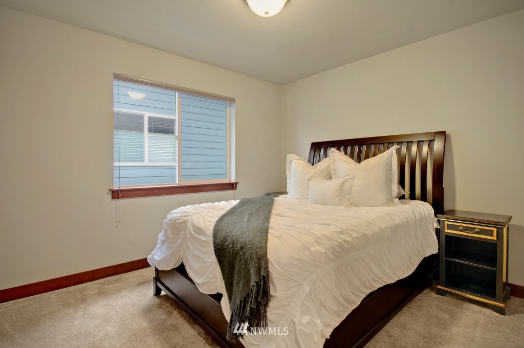 19725 3rd Avenue Southeast, Unit 25 Bothell, WA 98012 - Photo 18 of 24 Gallery Image 18