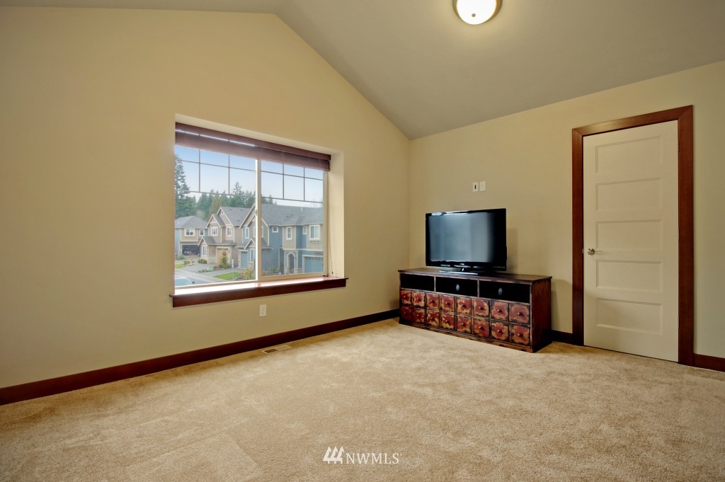 19725 3rd Avenue Southeast, Unit 25 Bothell, WA 98012 - Photo 20 of 24 Gallery Image 20
