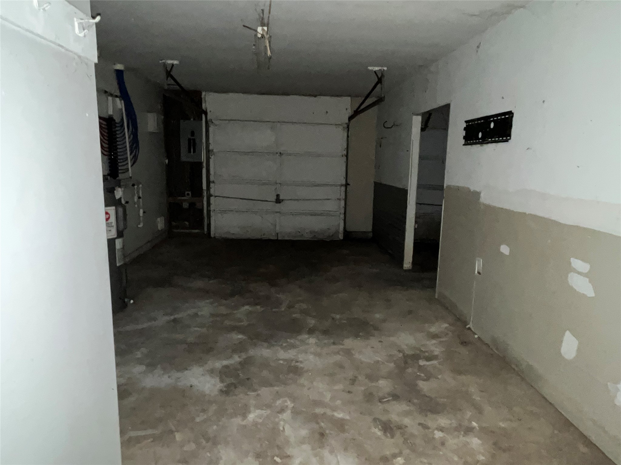 109 Buffalo Trail Lake Jackson, TX 77566 - Photo 12 of 15