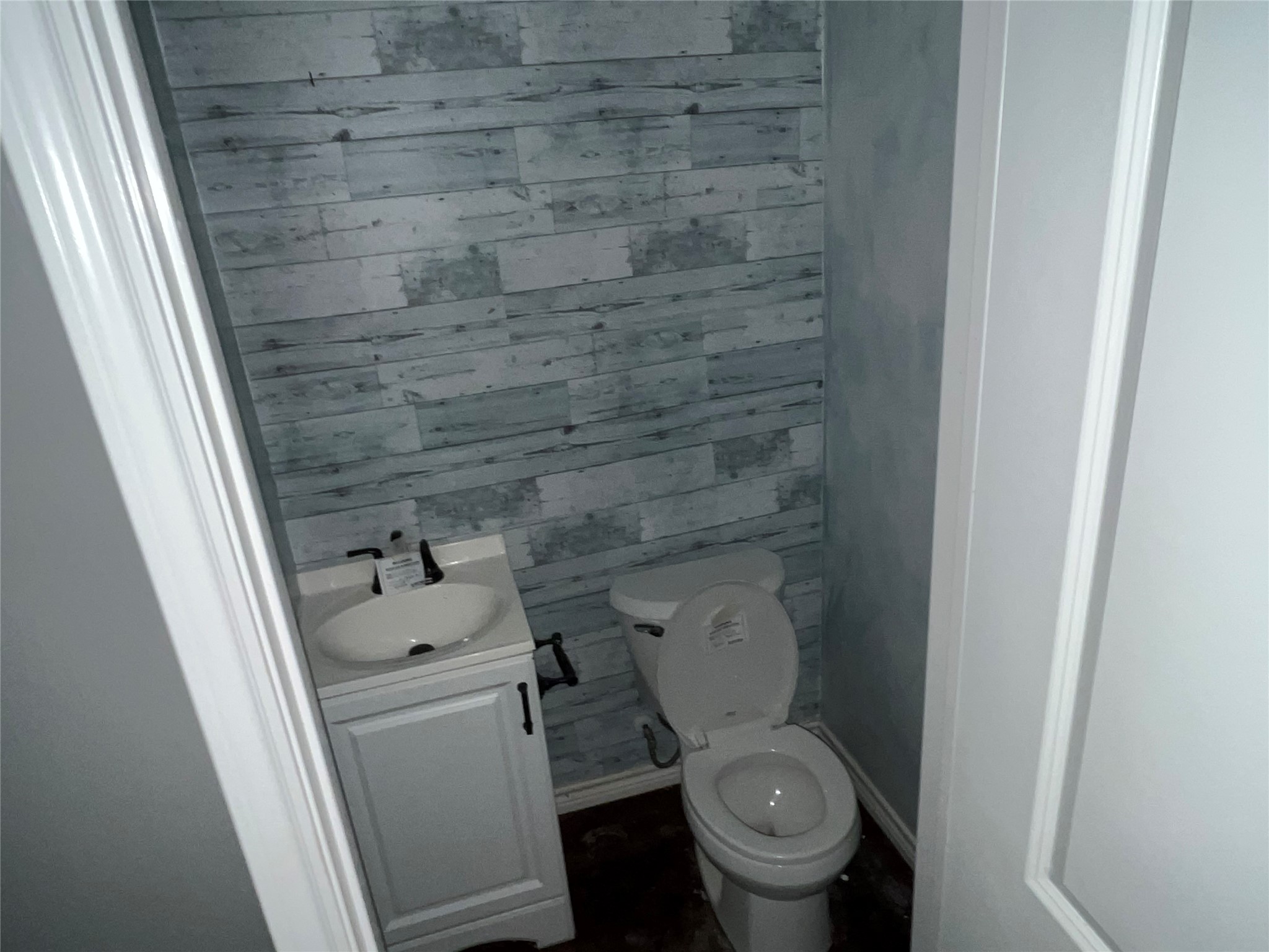 109 Buffalo Trail Lake Jackson, TX 77566 - Photo 9 of 15